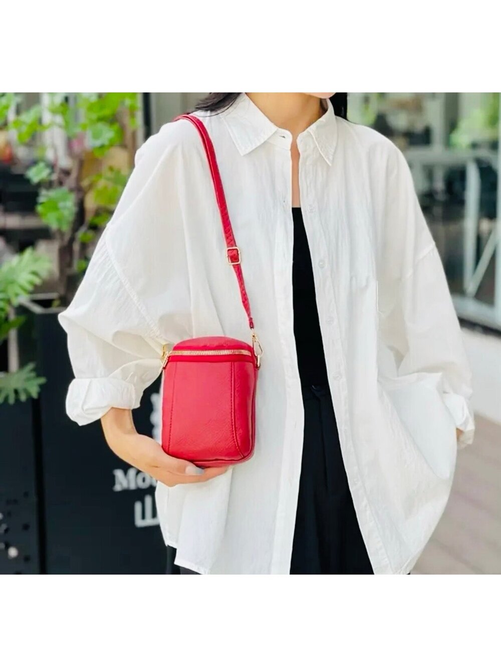 New - Retro Style Lightweight Faux Leather Phone /Crossbody Bag -Red